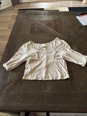 Universal Thread Cream Scoop Neck Crop Top